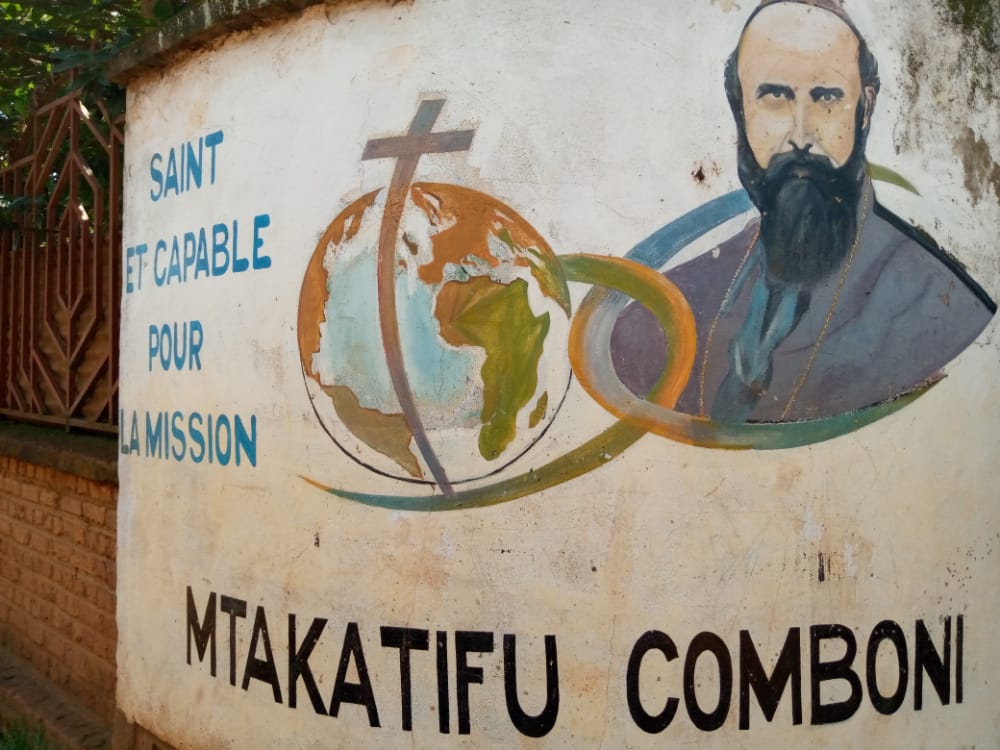 Entrée principale de la communauté des comboniens située au quartier Congo ya Sika. C'est ici où s'est déroulée la retraite des laïcs missionnaires comboniens. © Ngunza Mapasa