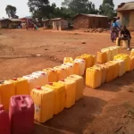 Beni : le manque d&rsquo;eau potable expose la population aux maladies hydriques et à l’insécurité à Mabalako